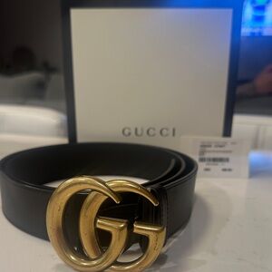 Gucci Black Belt with Gold GG Buckle unisex comes with box